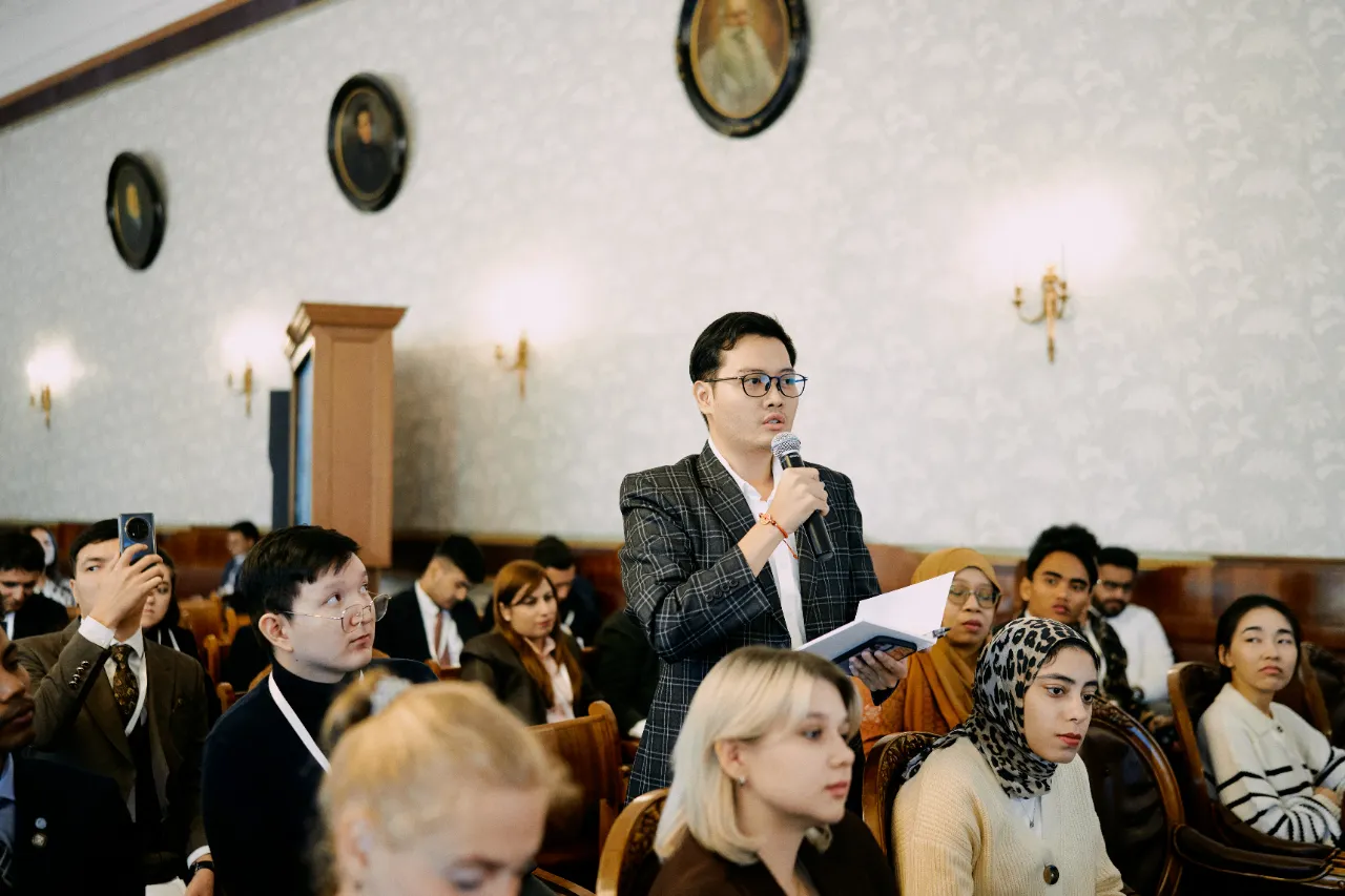 Delegasi Undip James William Kusumawikan Sukses Wakili Indonesia di III OIC Youth Scientific Congress Rusia